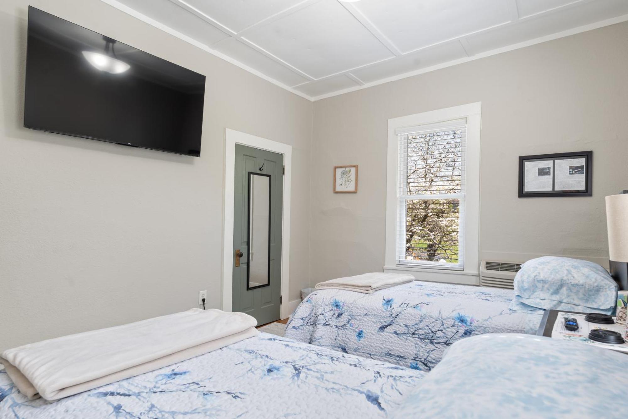The Tellico Plains Inn And Event Venue Экстерьер фото