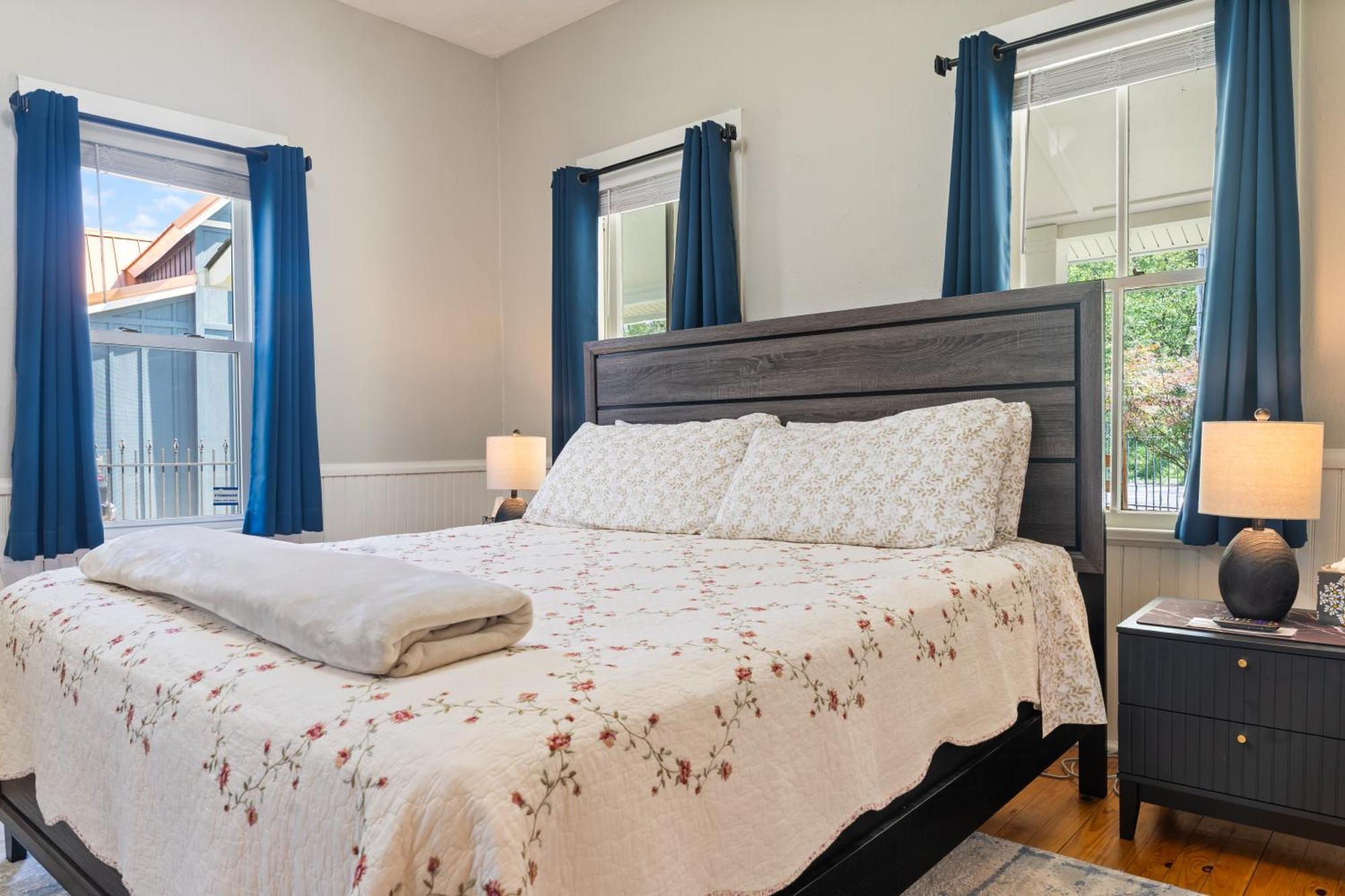The Tellico Plains Inn And Event Venue Экстерьер фото
